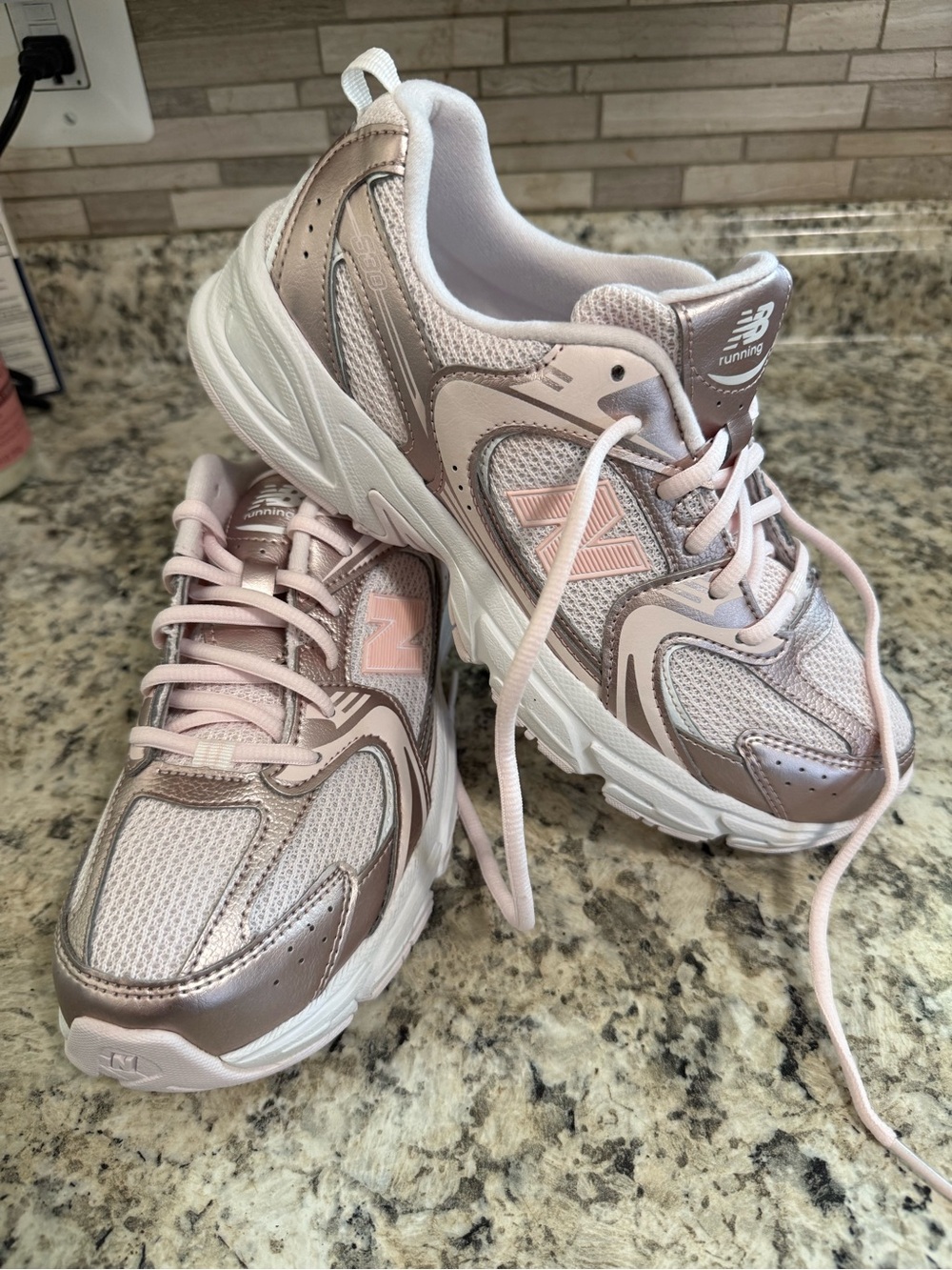 New Balance 530’s - Picture 2 of 4